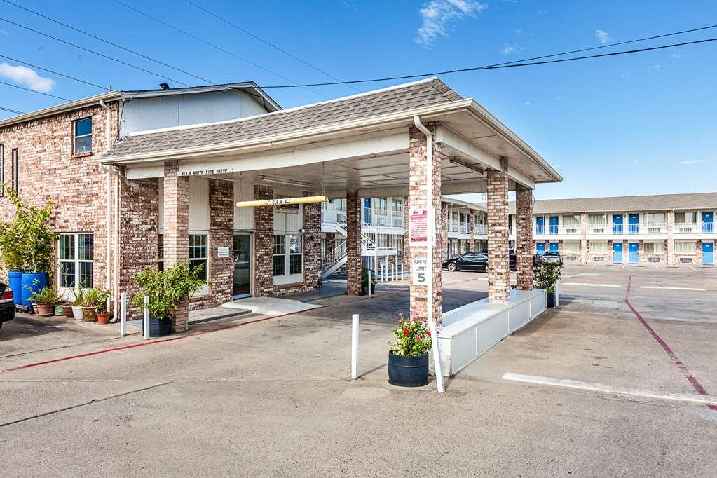 Motel 6 Fort Worth - Northside エクステリア 写真