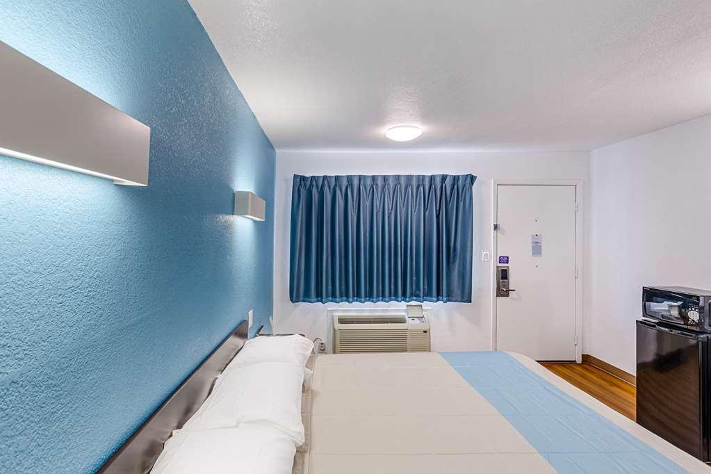 Motel 6 Fort Worth - Northside 部屋 写真