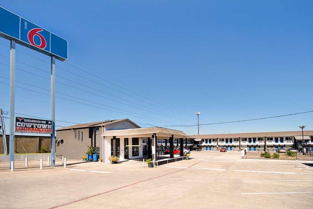 Motel 6 Fort Worth - Northside エクステリア 写真