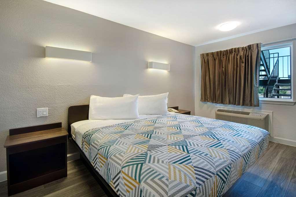 Motel 6 Fort Worth - Northside 部屋 写真